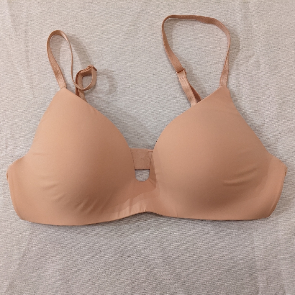 Victoria's Secret Wireless Lightly Lined Bra